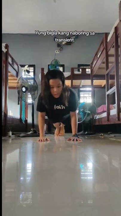 dinala ko si hannah sa boarding house habang walang tao.